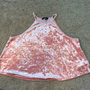 B2G1 Cropped velvet tank top